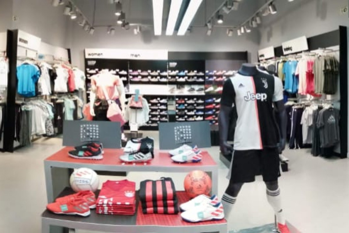 adidas megamall bucaramanga